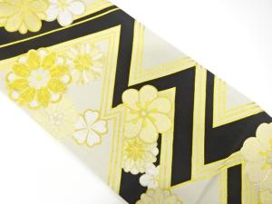 未使用品　変わり松皮菱に菊・桜模様織り出し　振袖用袋帯